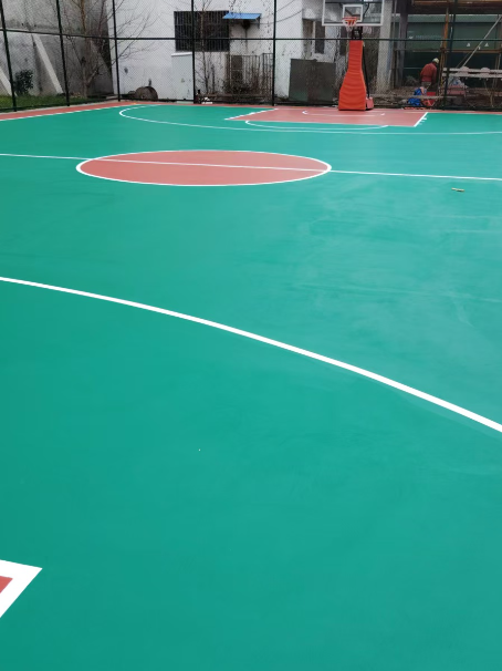 曹县 球场长期使用易出现地面开裂